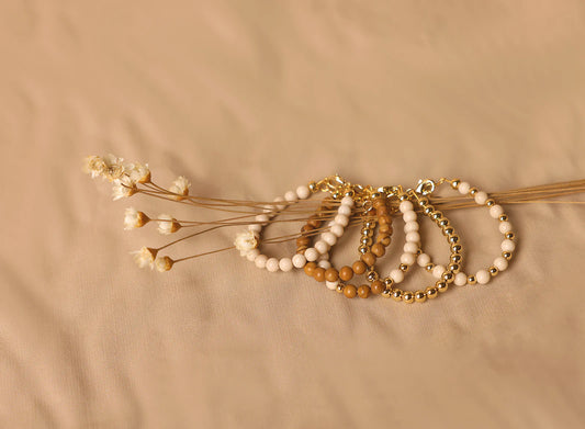 Dye Jade Stone with Gold Beads