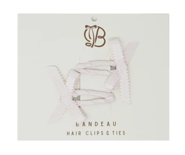 Scallop Edge Clip Set in Soft Pink