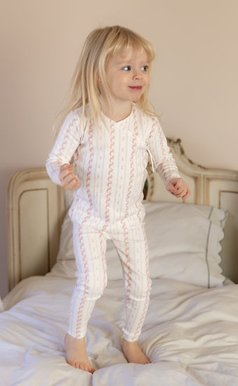 Linear Nostalgia Ballerina Print Loungewear