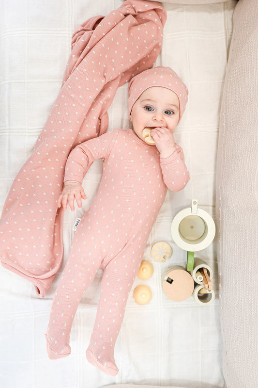 Ribbed Pineapple Footie and Beanie Set in Salmon