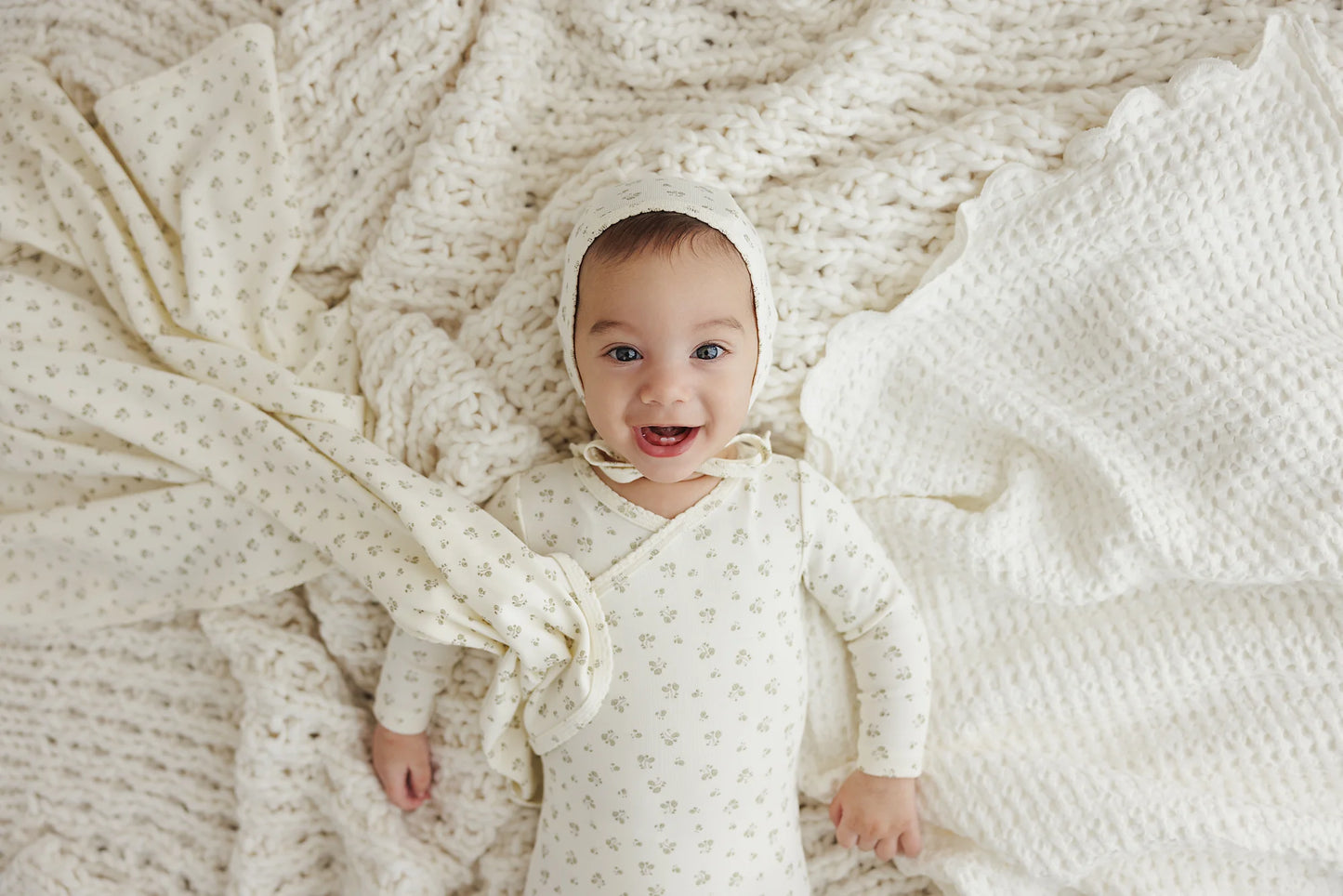 Lilette Bud Layette Set in Cream/Blue