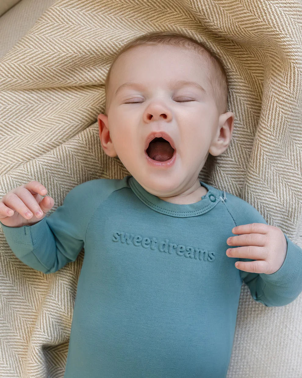 Arctic "Sweet Dreams" Cotton Fleece Zipper Footie