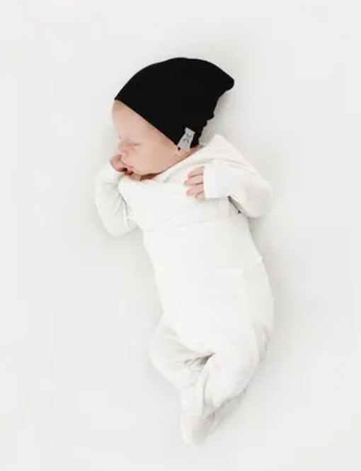 Classic Beanie in Black