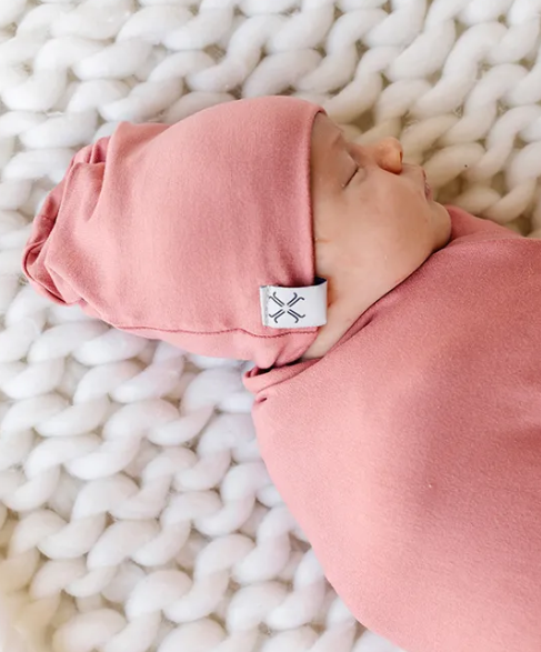 Classic Beanie in Rose