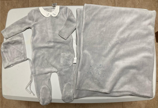 Embroidered Safety Pin Layette Set in Blue Smoke
