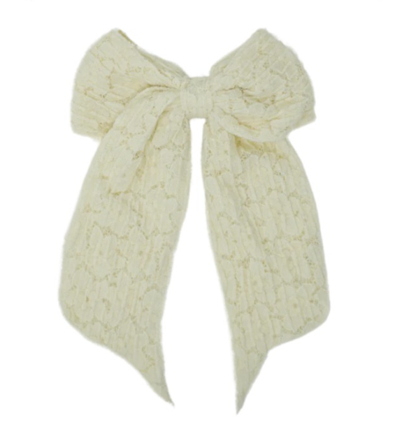 Large Winter Lace Clip in Cream