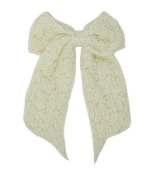 Large Winter Lace Clip in Cream