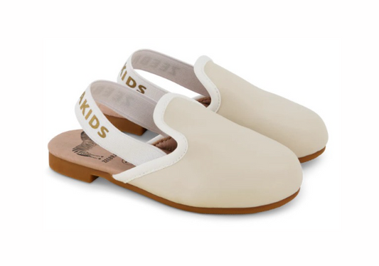Slingblacks in Sand (size 20)