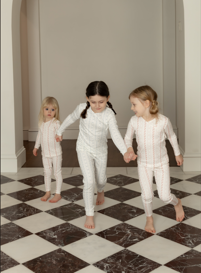 Linear Nostalgia Ballerina Print Loungewear